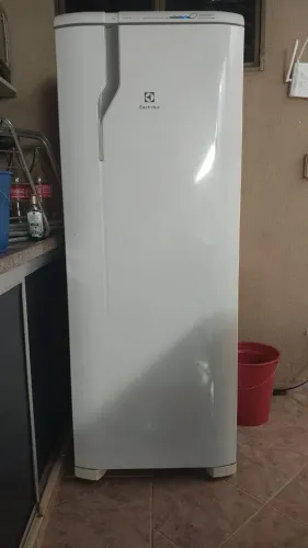 VENDO GELADEIRA ELECTROLUX