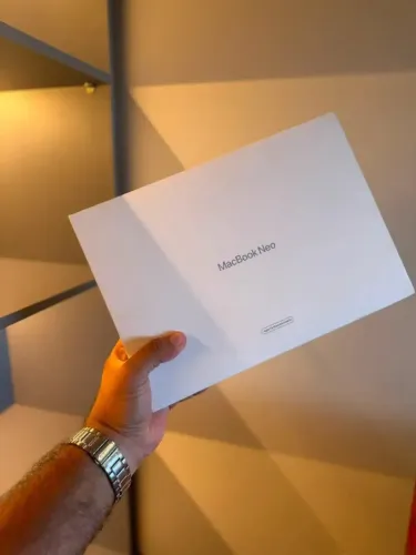 PROMOÇÃO: MACBOOK NEO 512GB CPO - LACRADO - 1 ANO DE GARANTIA APPLE