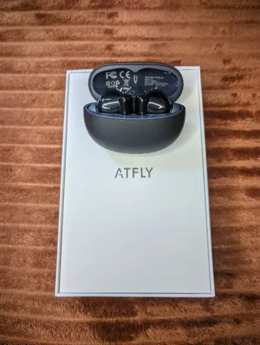 Fone de ouvido Ear Buds Atfly ! com cancelamento de ruido 