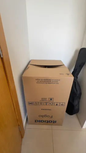Fogão com acendedor automático 5 meses de uso na caixa 