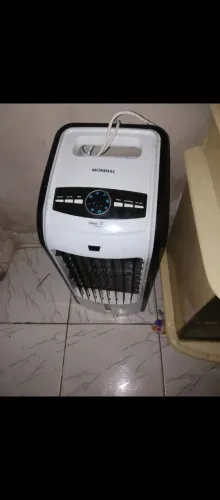 Vendo climatizador de ar com controle .meu watsapp e *