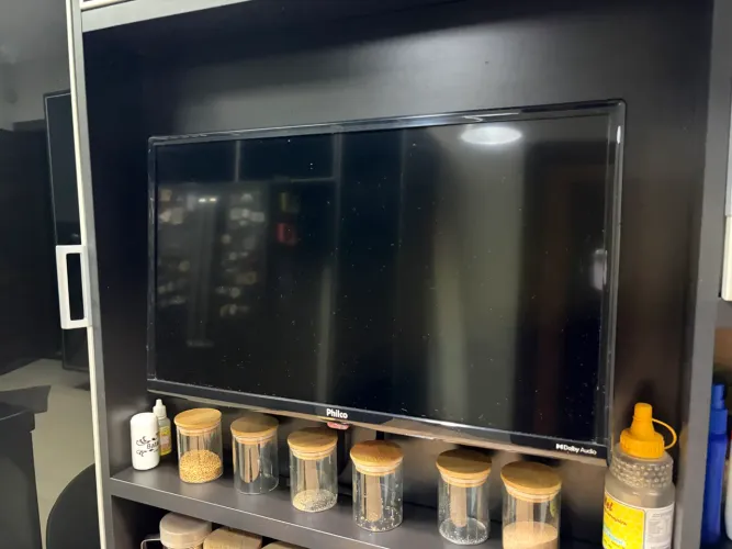 Smart tv 24 polegadas Philco nova