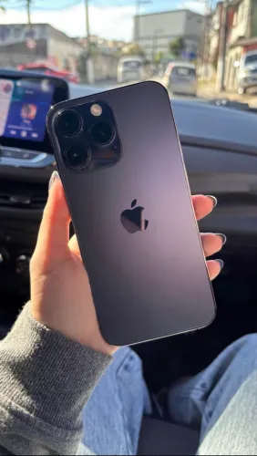 iPhone 14 Pro Max Roxo 256gb + capinha com proteção de câmera