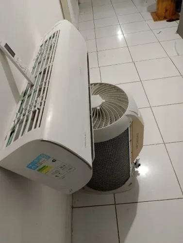 Vendo ar condicionado 18 mil BTU