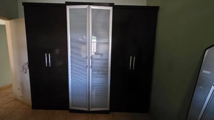 Guarda-roupa Casal