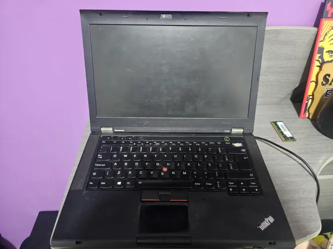 Lenovo ThinkPad T430 - Para Peças ou Reparo
