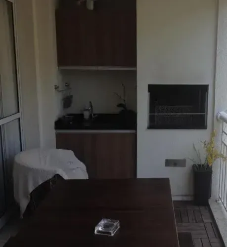 Oficina - piso e armarios com churrasqueira na varanda e lazer completo!