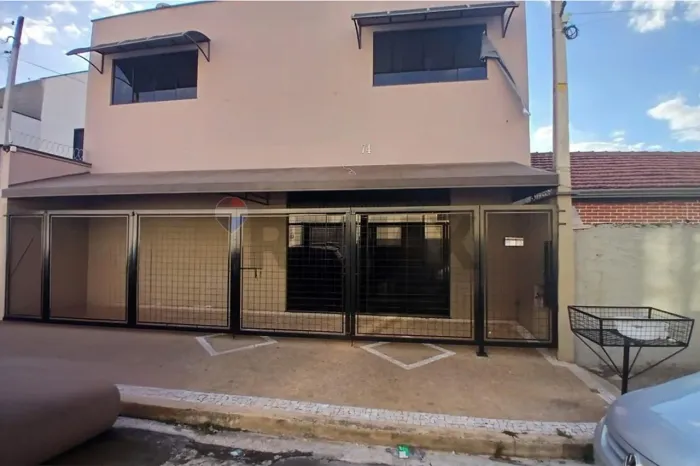 Salão comercial para alugar no bairro Piracicamirim, Piracicaba.