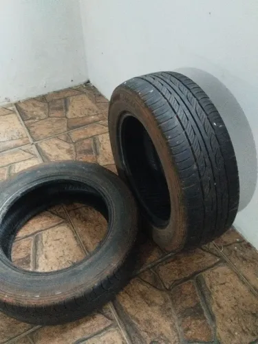Pneus Dunlop / Sumitomo 195/60R15