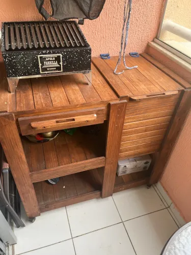 Balcão para área gourmet em madeira