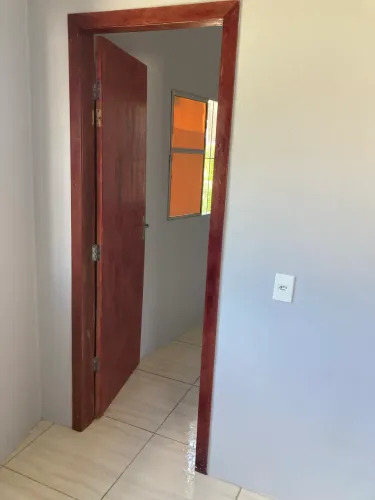 Alugo quarto valor 600