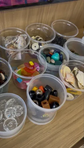 ESTOQUE GRANDE DE PEÇAS BIJOUX