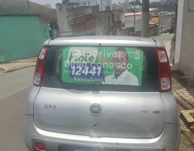 Fiat Uno Vivace/rua 1.0 EVO Fire Flex 8V 5P 2012