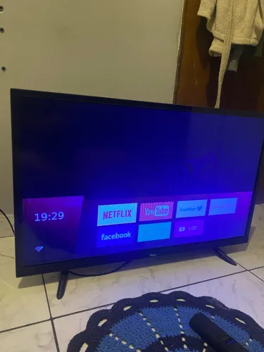 TV Philco Smart 32? - com Internet