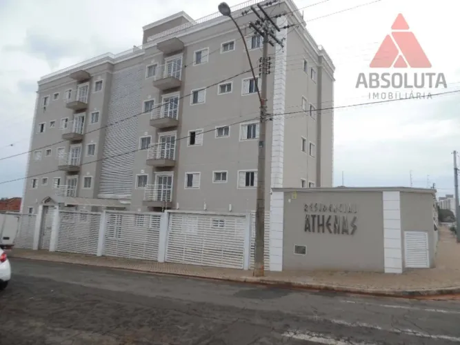 Apartamento com 3 Quartos para alugar por R$ 1.900/mês - Vila Cordenonsi - Americana/SP