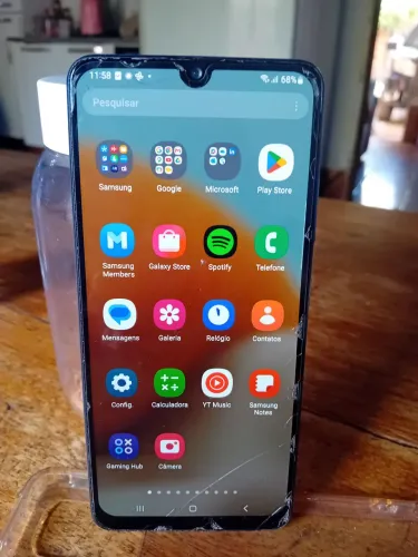 Vendo celular A32 por 400 
