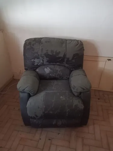 Sofá Preto Simples 1 Lugar