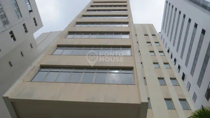 Prédio à Venda na Saúde, 8 Andares, 12 Salas, 15 Vagas, Sobreloja, Junto Metrô