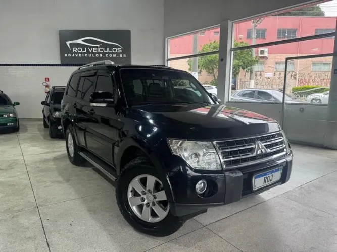 Mitsubishi Pajero GLS Full 3.8 V6 250cv 5P Aut. 2011