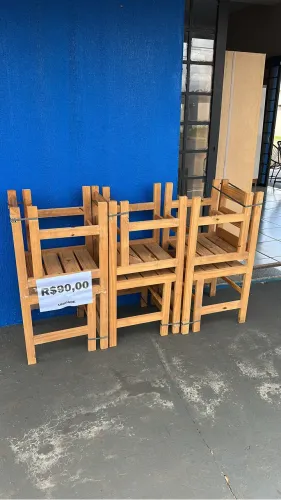 Vendo 6 cadeiras madeira