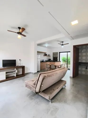 Casa em condomínio fechado, pronta para morar. 2 suítes, churrasqueira. Campo Duna,Garopab