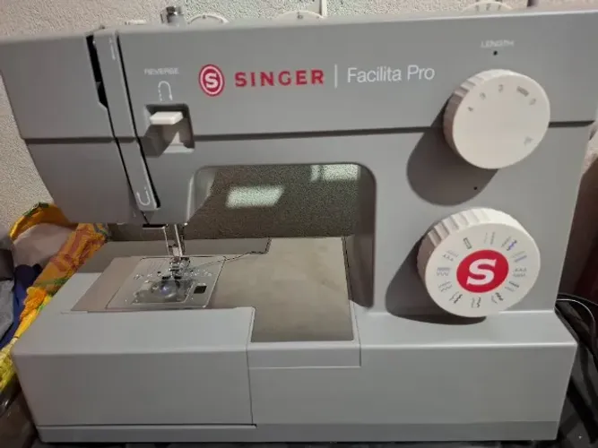 Máquina de costurar