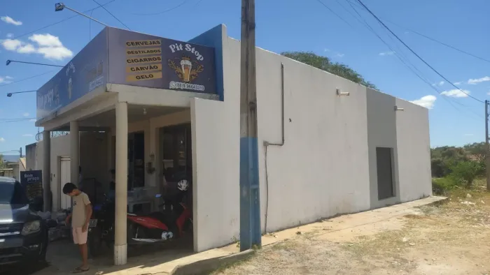 Vende-se ou troca galpão
