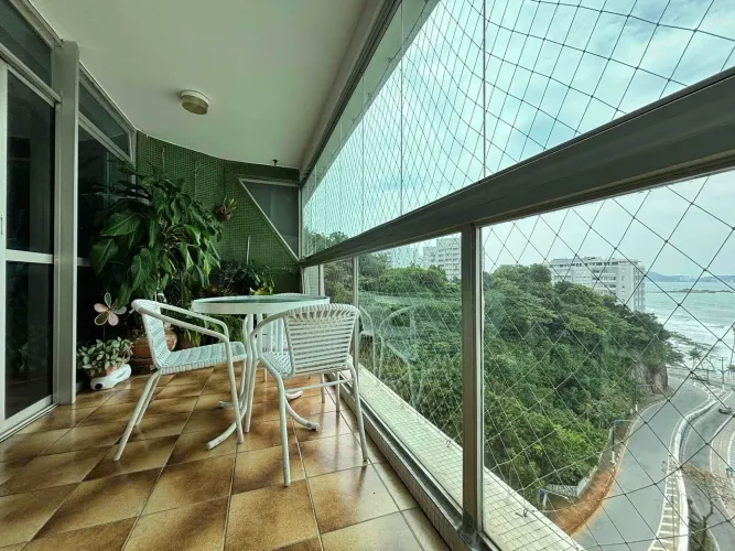 Apartamento à Venda nas Astúrias no Guarujá, SP | QVista Inteligência Imobiliária Guarujá