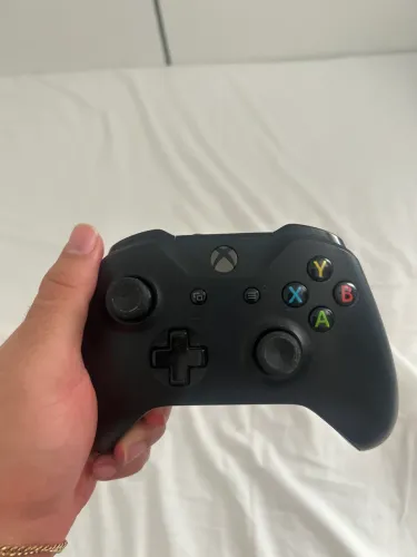 controle de xbox original com defeito