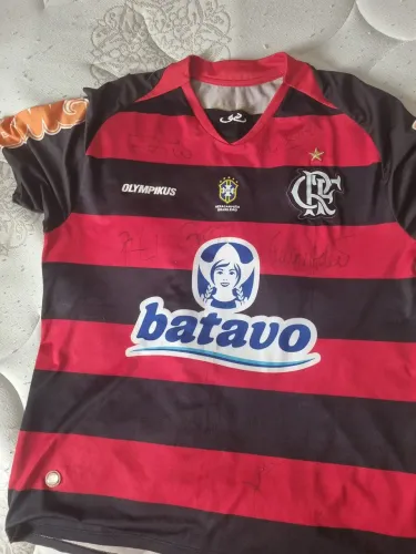 Camisa do flamengo autografada por Zico