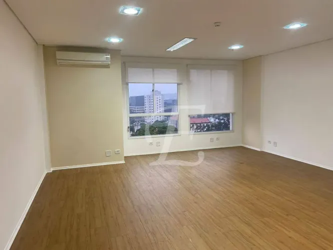 Sala à venda | Pinheiros | 40 m² | 1 Vaga | R$ 744.000
