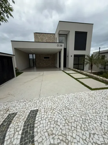 Casa no Condomínio Residencial Granja Anita