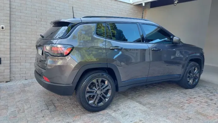 Jeep Compass T270 80 Anos 1.3 TB 4X2 Flex AUT 2022