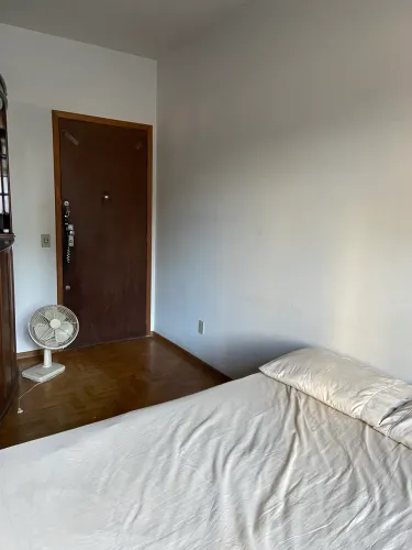 Quarto individual com acesso privativo - República masculina