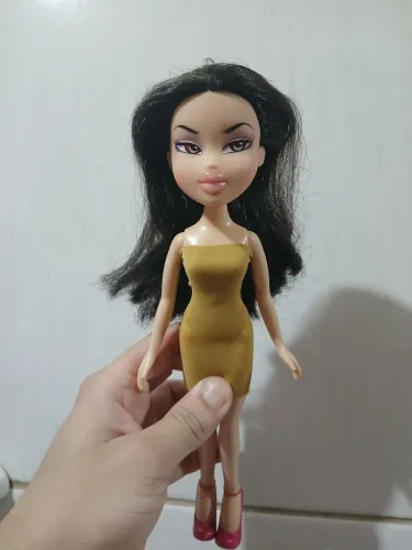 Sucata bratz