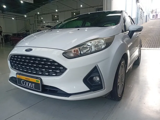 Ford Fiesta SEL 1.6 16V Flex Mec. 5P 2018
