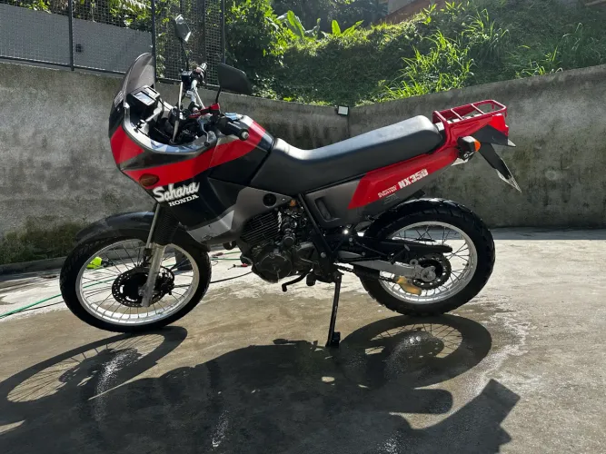 Nx 350 Sahara Raridade
