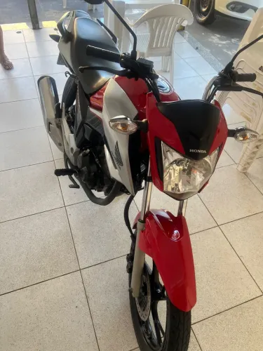 CG Titan 2023 apenas 24Mil KM