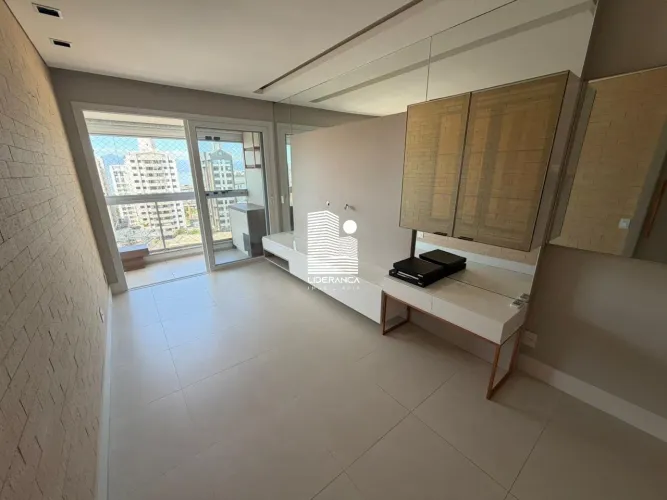 Apartamento, Centro, 02 Dormitórios/01 Suíte