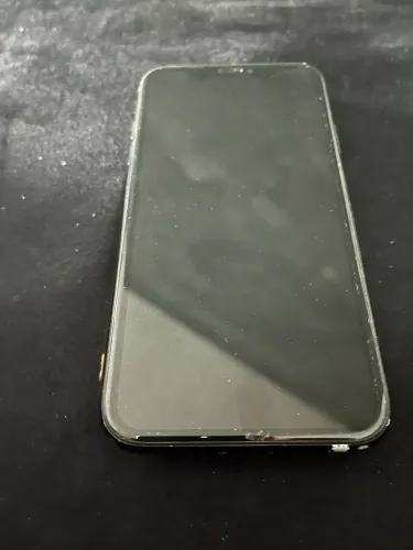 iPhone XR 128 GB (acompanha carregador)
