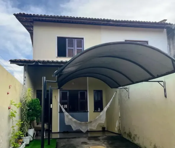 Casa Duplex para venda na Maraponga, com 2 quartos, Prox. ao Restaurante Racho do Poço- 2