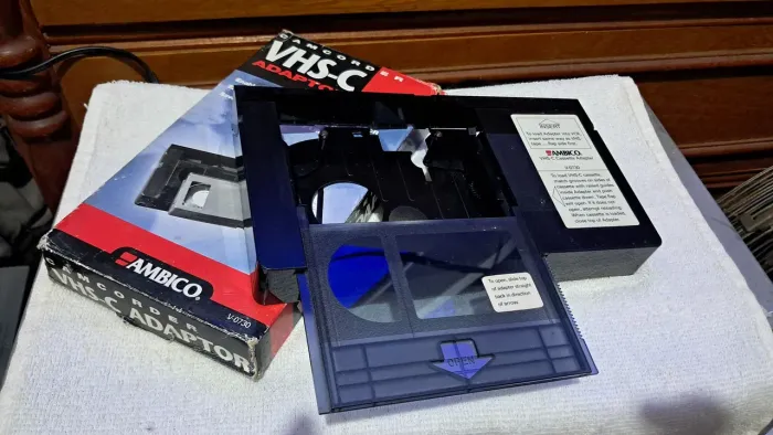 Adaptador para fita vhs-c- NÃO PRECISA DE PILHA - FUNCIONANDO 100%