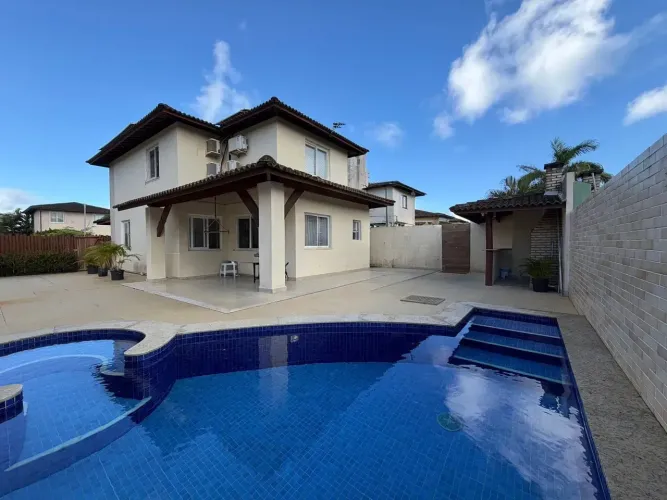 Belíssima Casa, 4/4, Em Jaguaribe, Cond. Alto Padrão, Perto da Praia, R$ 1.850.000