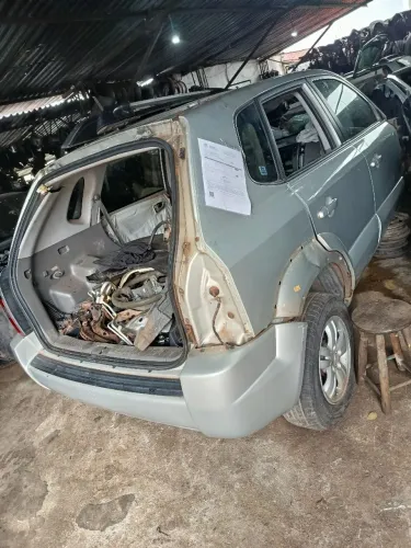 Sucata retirada peças Tucson 