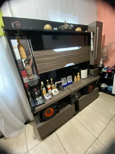 RACK C/PAINEL EMBUTIDO - USADA POR UM PERÍODO