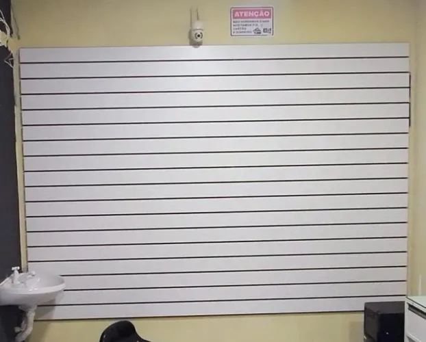 Painel canaletado medidas 160 por 183