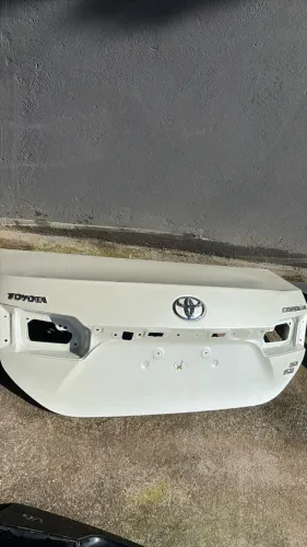 Tampa traseira Corolla