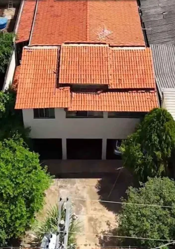 Casa à Venda em frente ao Parque Ateneu.