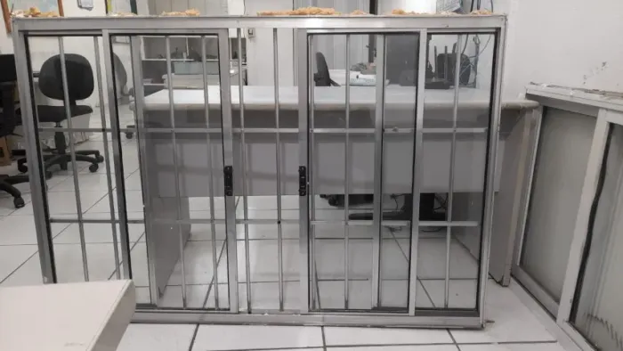 vende-se janelas de aluminio