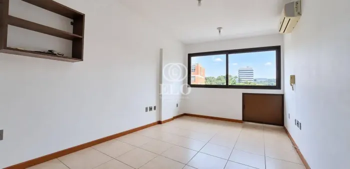 Sala de 35 m² na Washington Luiz Centro de Porto Alegre por R$ 700/mês